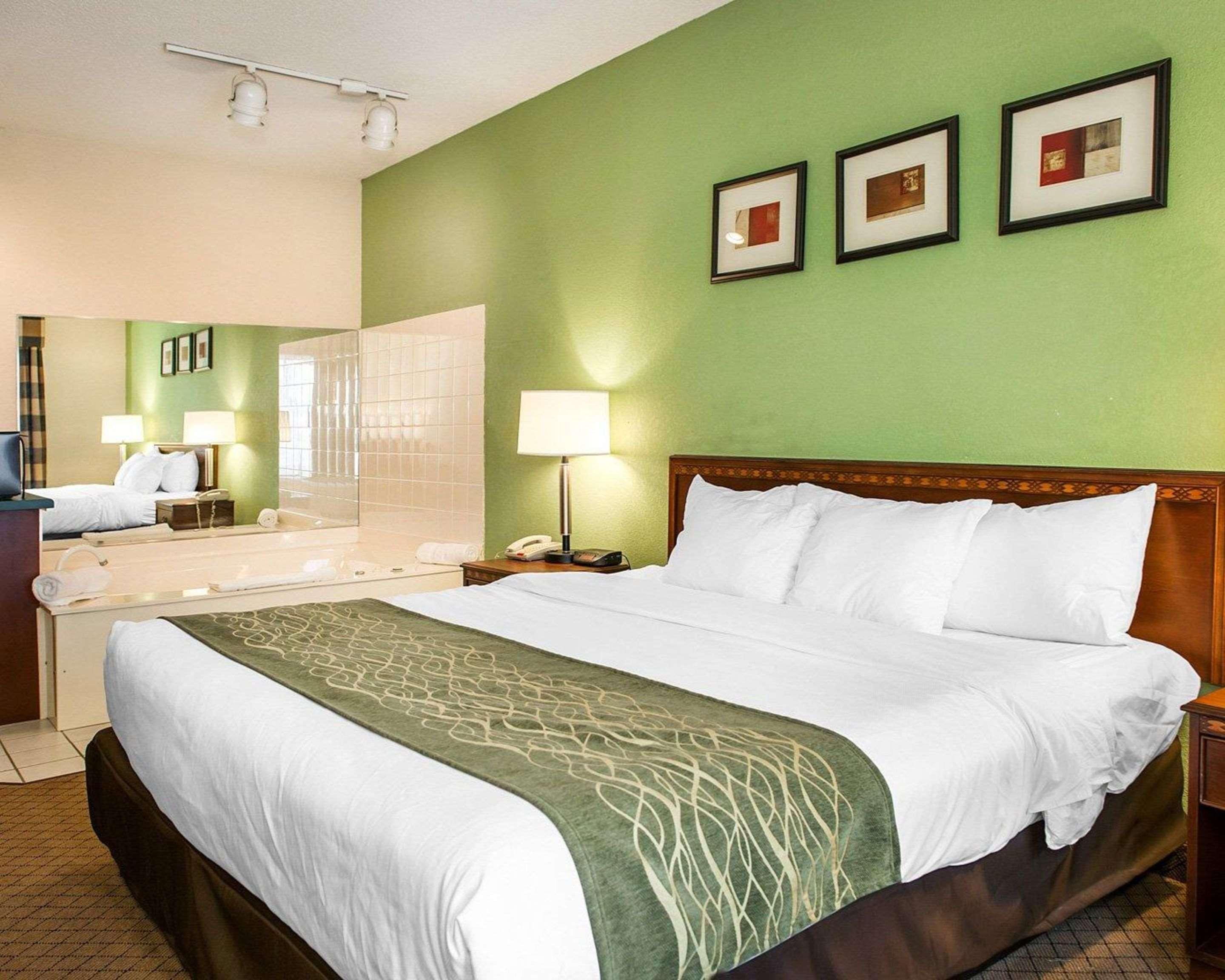 Comfort Inn Гошен Экстерьер фото