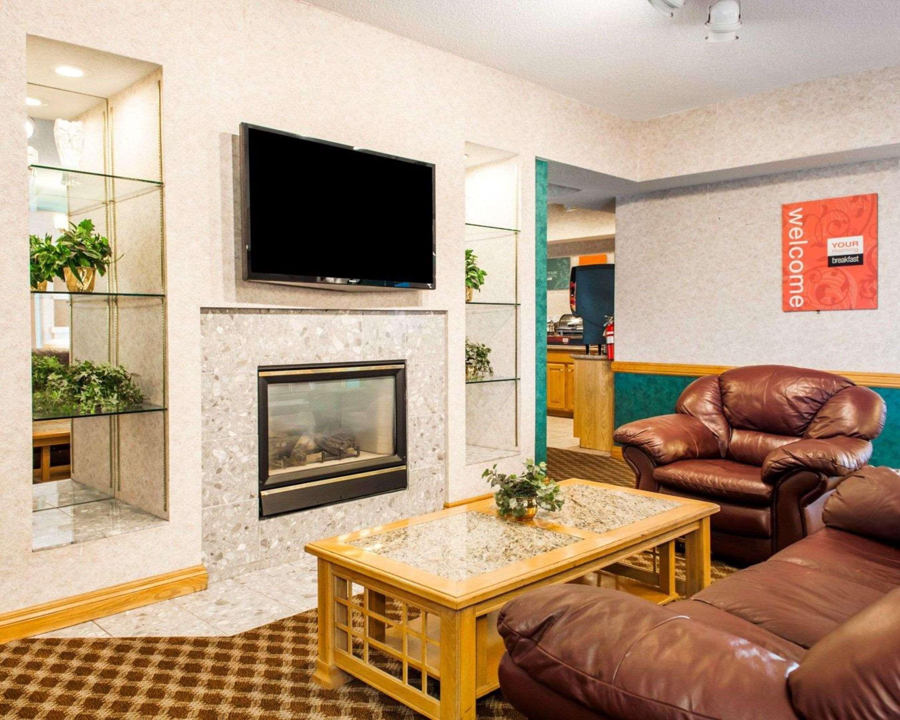 Comfort Inn Гошен Экстерьер фото