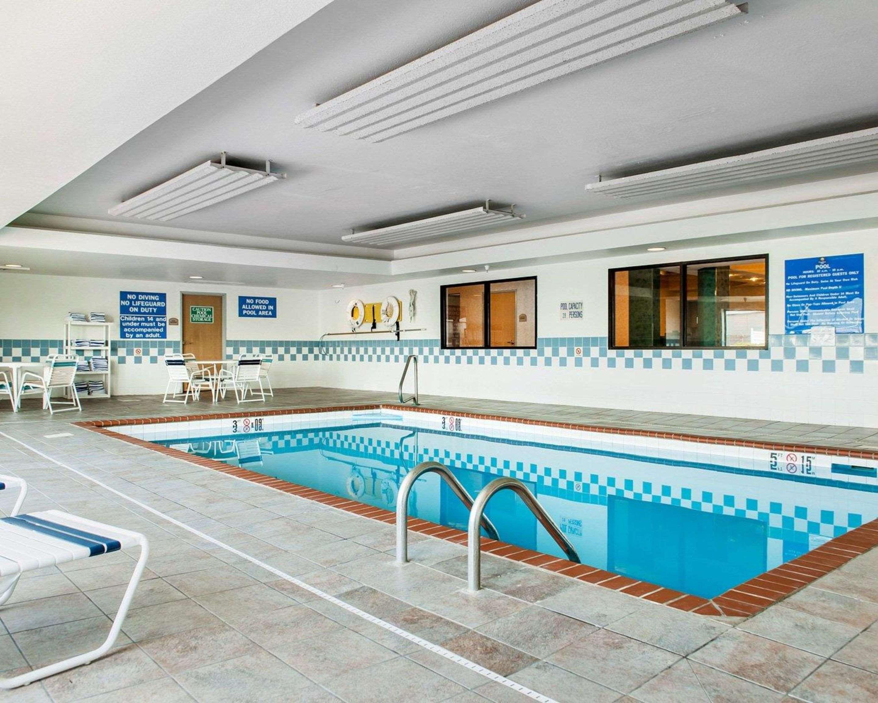 Comfort Inn Гошен Экстерьер фото