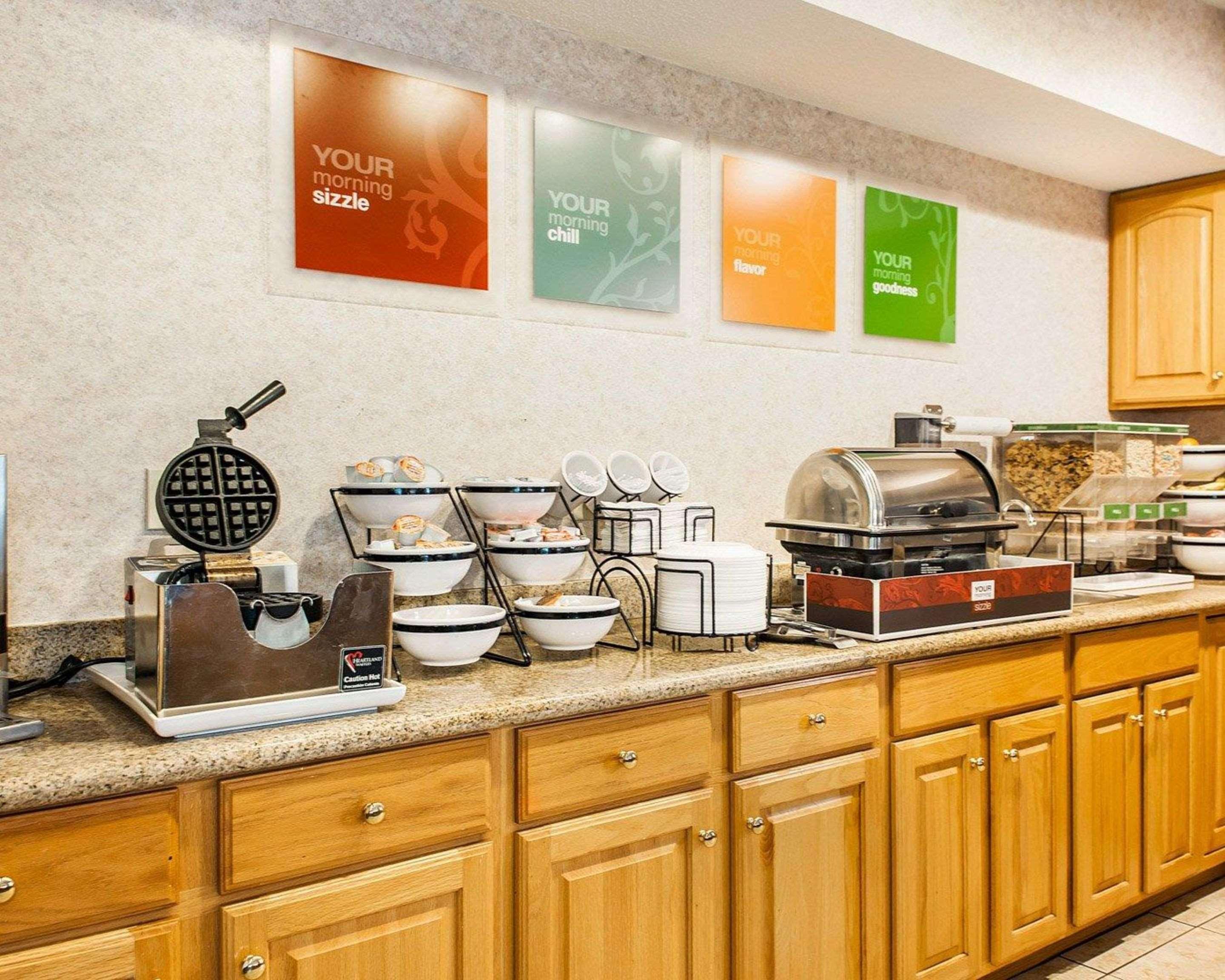 Comfort Inn Гошен Экстерьер фото
